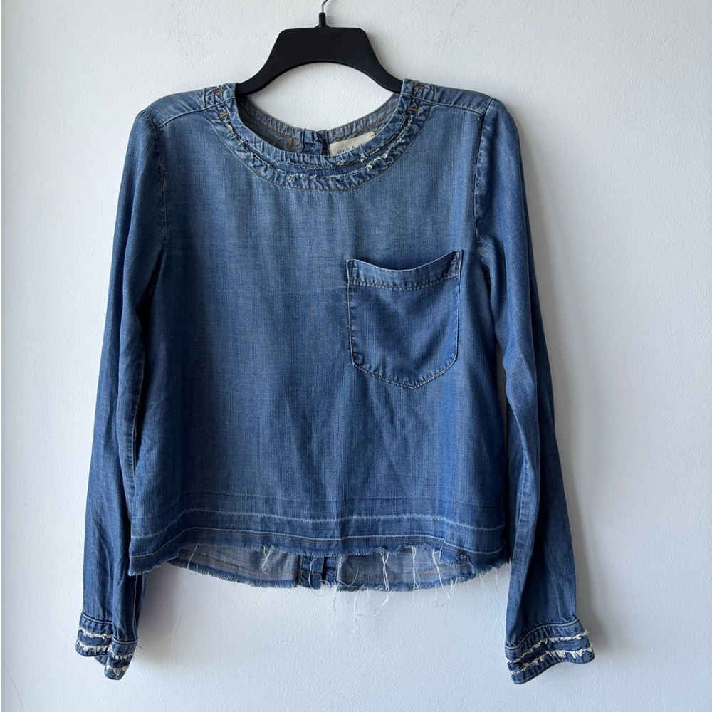Cloth & Stone Top Blue Chambray Frayed Hem Pocket Button Womens XS Boho Casual